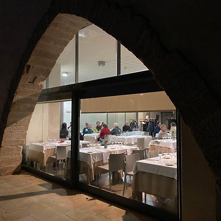 Hostatgeria De Poblet Hotel Bagian luar foto