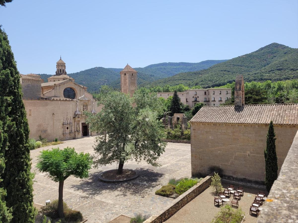 Hostatgeria De Poblet Hotel Bagian luar foto