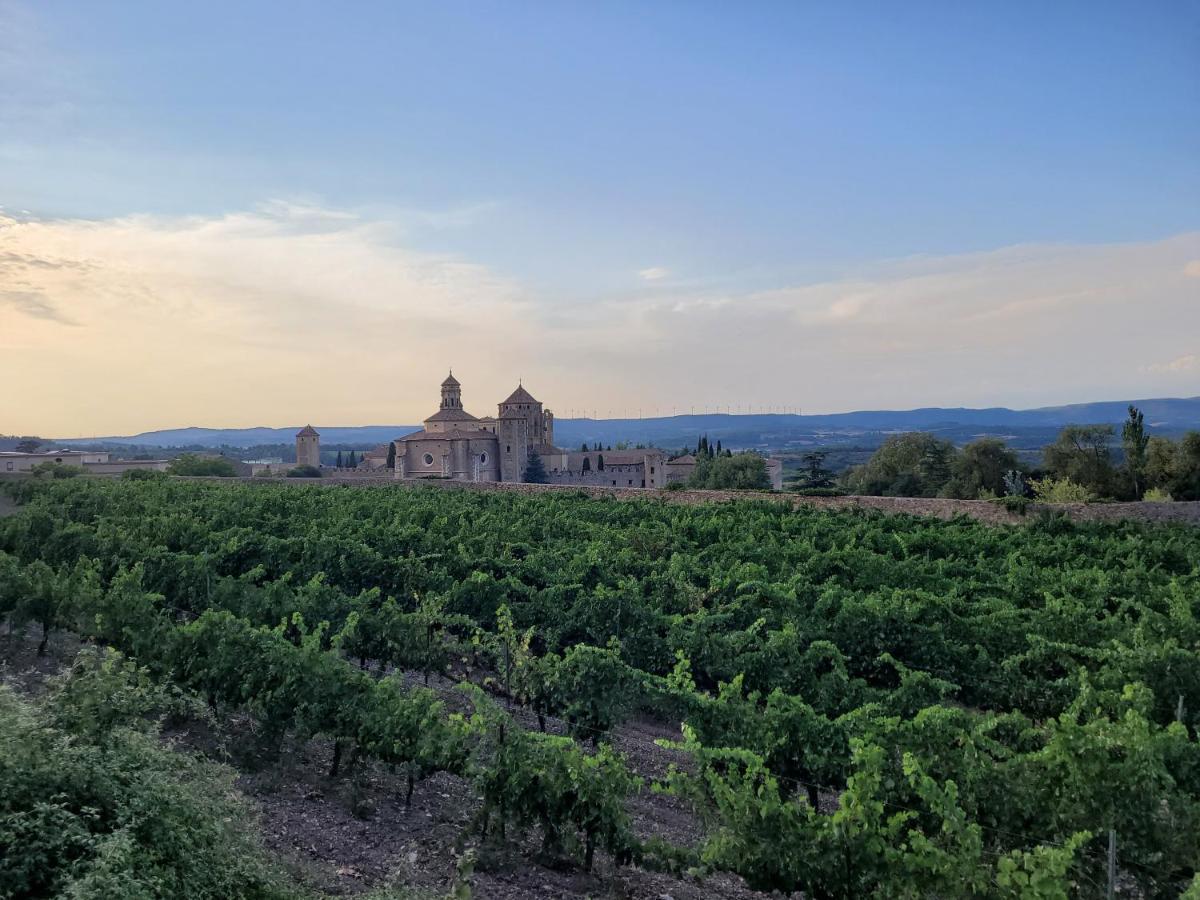 Hostatgeria De Poblet Hotel Bagian luar foto