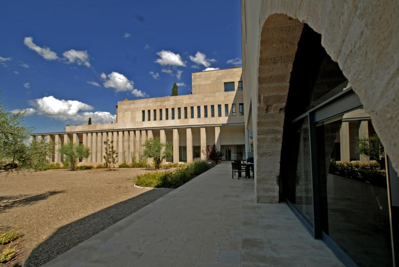 Hostatgeria De Poblet Hotel Bagian luar foto