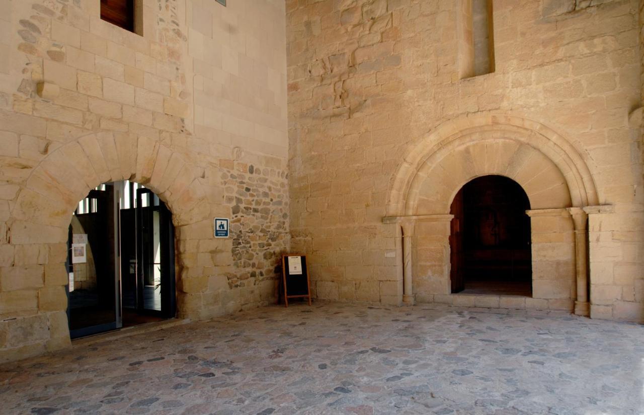 Hostatgeria De Poblet Hotel Bagian luar foto